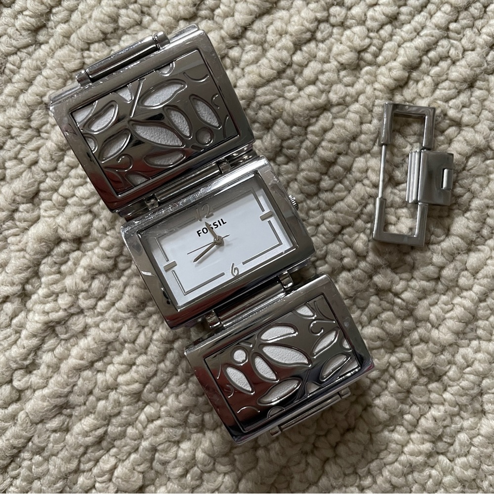 Floral Fossil Watch Silver & White